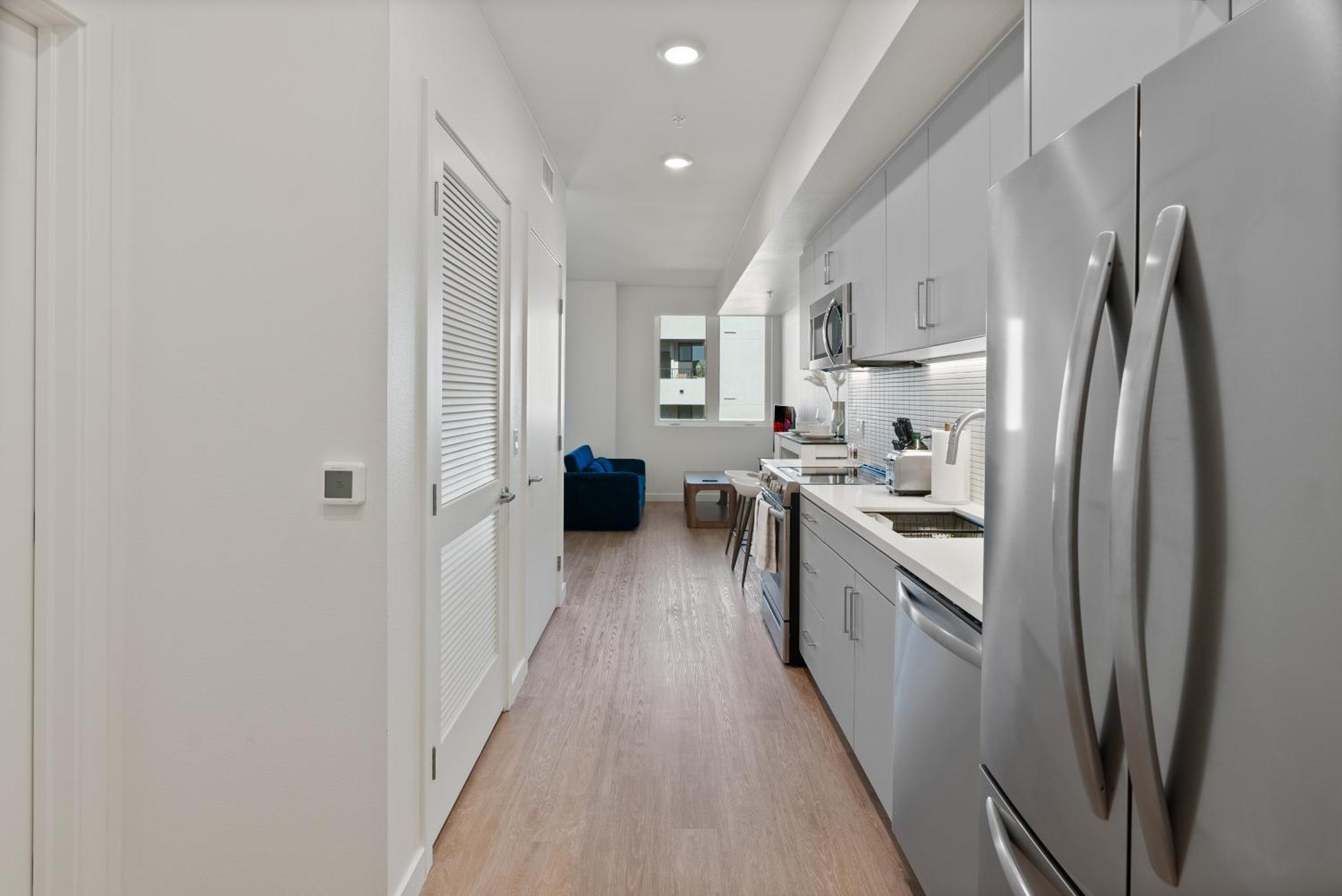 Bright Studio On Sunset Blvd, Free Parking, Gym, And Pool Los Angeles Dış mekan fotoğraf